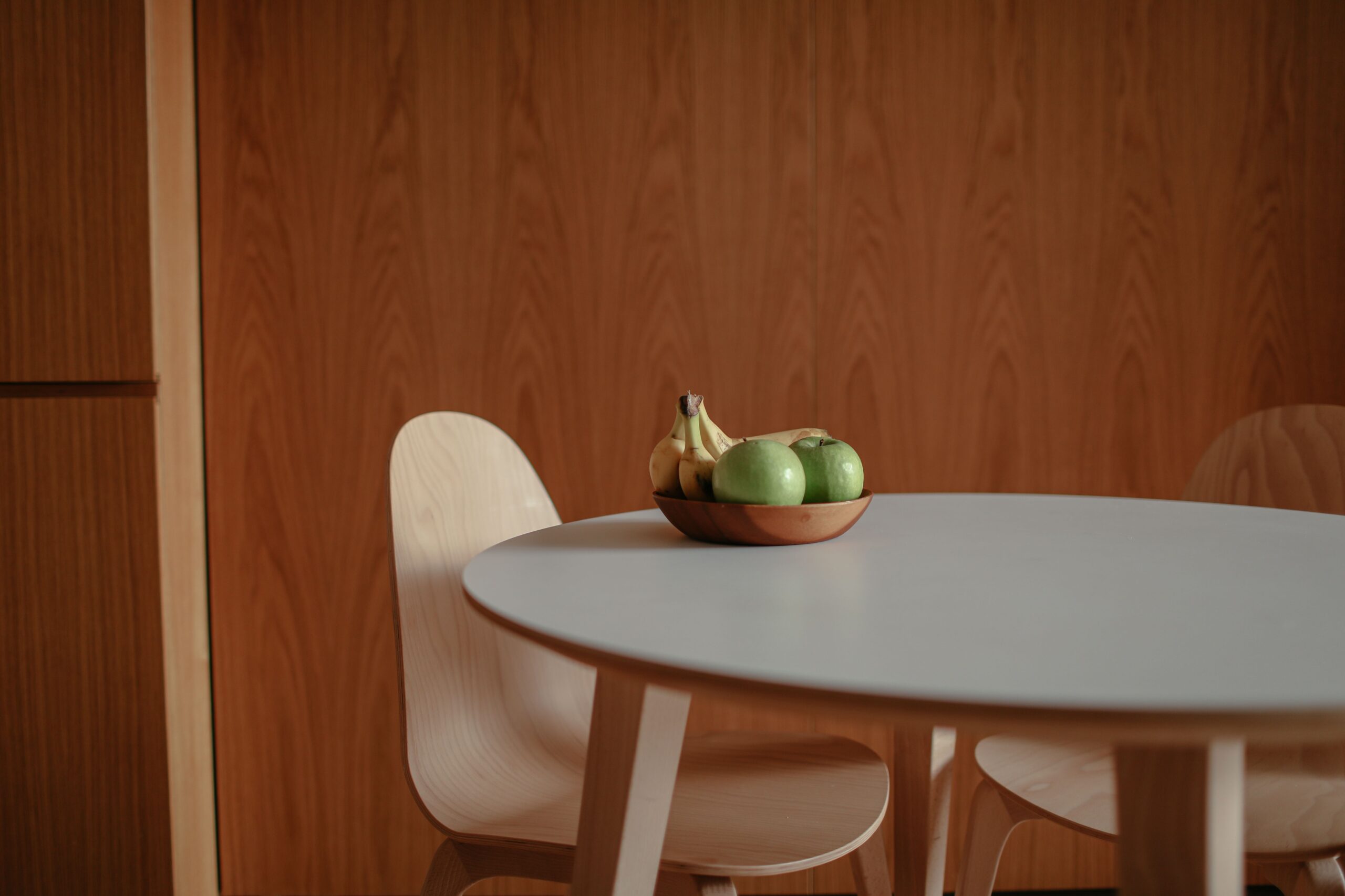 minimalistic dining table