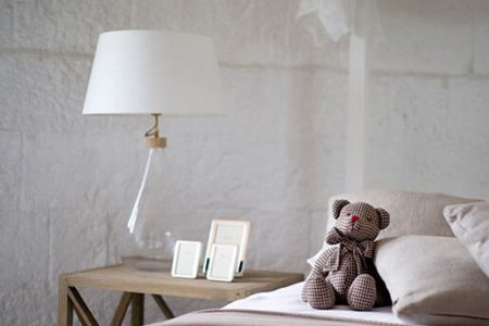 How To Choose The Perfect Nightstands For Your Bedroom bedroom 05 free img